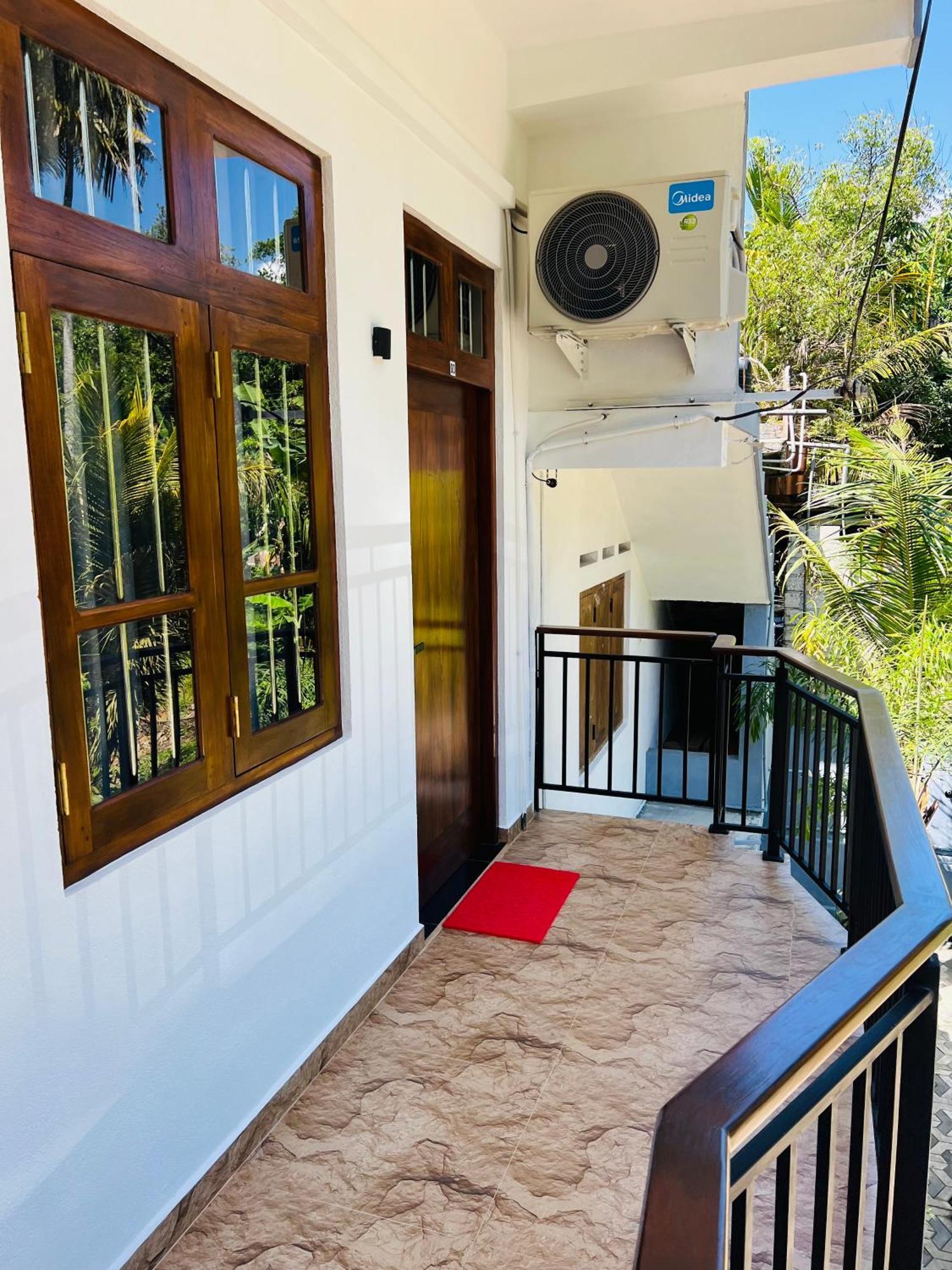 Devon Surf . Inn - Hiriketiya Dikwella Extérieur photo